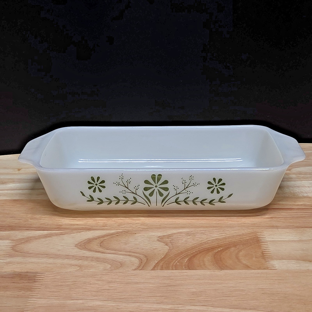 Glasbake Jeanette 1.5 Qt. Bread Loaf Pan Green Daisy Days Casserole 10.5in USA